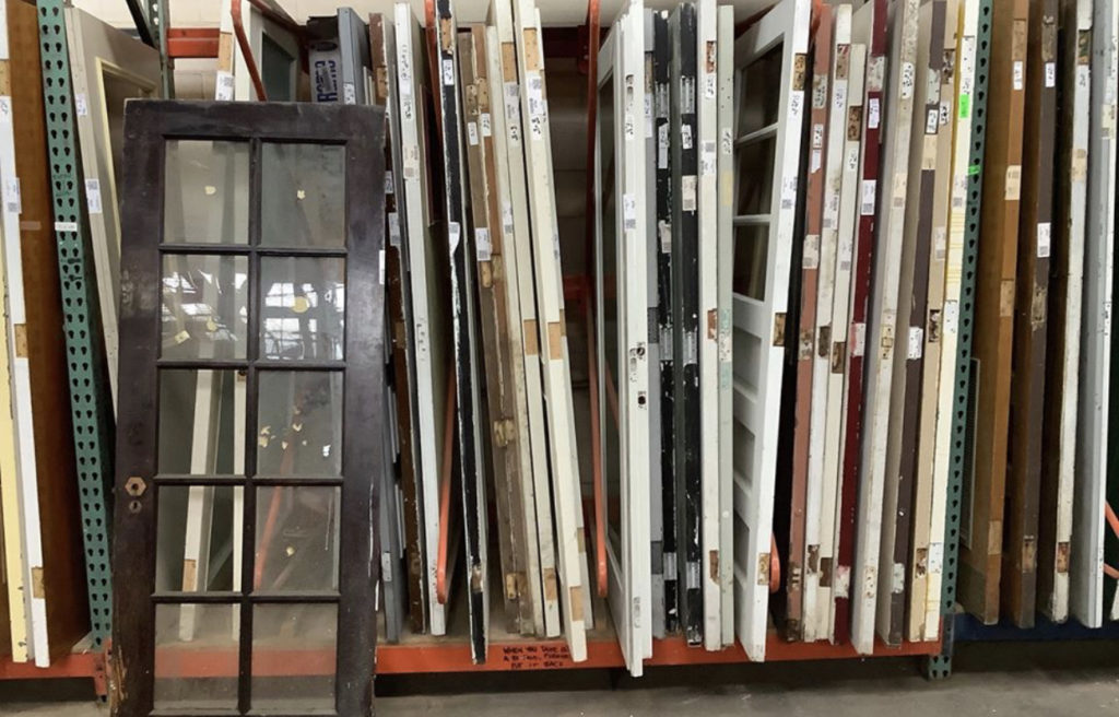 The door aisle at CJ