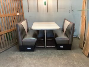 Dining Set - 80s Style Diner / Bowling Alley Booth