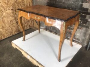 Desk - Gilt Bronze - Burr Walnut - Writing Table