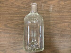 American Sterilizer SquarePak Pyrex Flask 2000mL (Vintage)