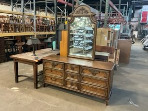 Dresser - Drexel - 9 Drawer w/ Mirror - Fontanella