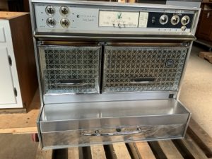 REDUCEDRange - Frigidaire - Flair Custom Imperial Electric , Mid-Century  W/Base