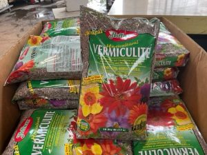 Garden / Outdoor - - Hoffman - 18 qt Bag of Vermiculite- Soil Conditioner