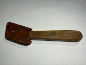 Specialty Collectible - Remington - RH22 Fish Scaler, W/ Sheath  Walnut Handle